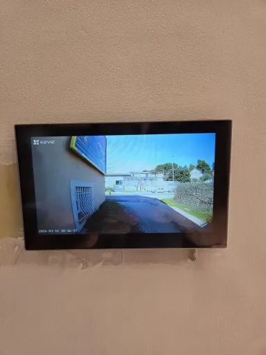 Changement d'un visiophone de marque Ezviz à Bou bel air, Marseille, STAES ELEC