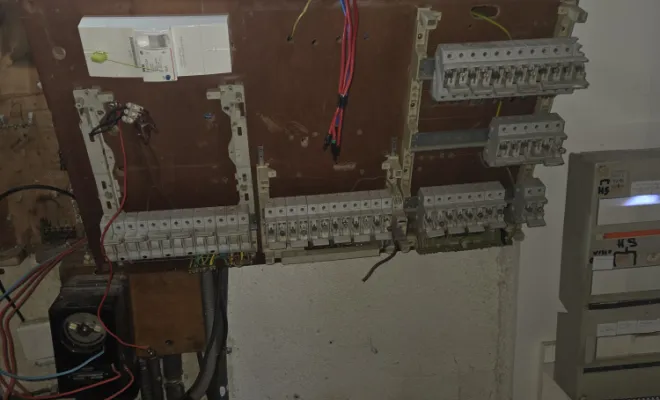 Remplacement d'un tableau électrique des années 80 à Bouc Bel Air, Marseille, STAES ELEC