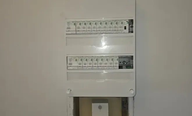 Changement du tableau électrique à Marseille 13008, Marseille, STAES ELEC